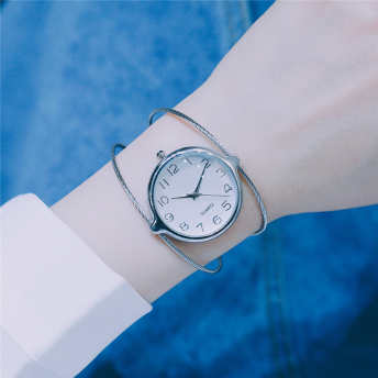 【goodspop】ファッションクォーツ時計ステンレススチール	金属ベルト